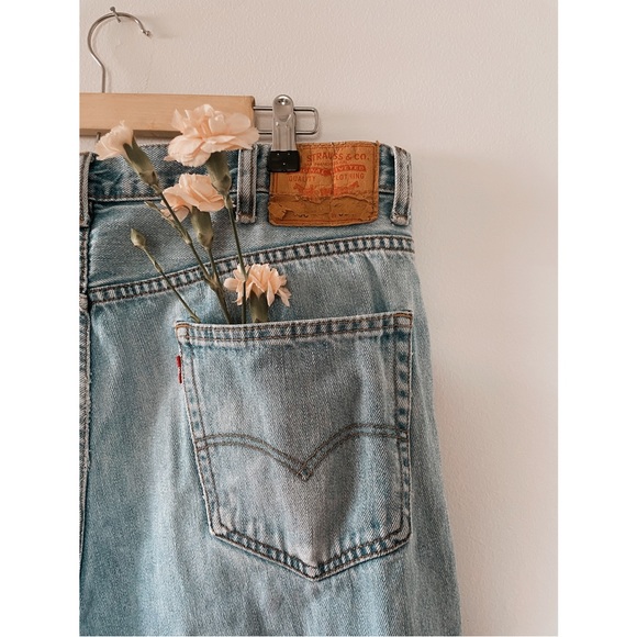 Vintage 550 Levi’s - size 38x30 - Picture 2 of 4